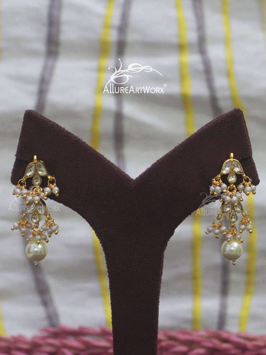 Kundan Choker